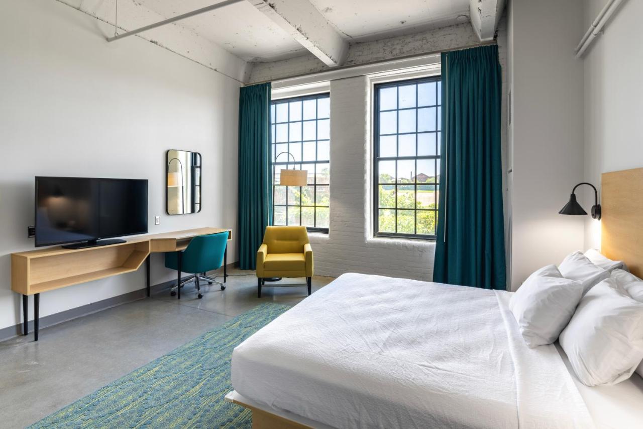 The Warehouse Hotel At Champion Mill Hamilton Eksteriør bilde