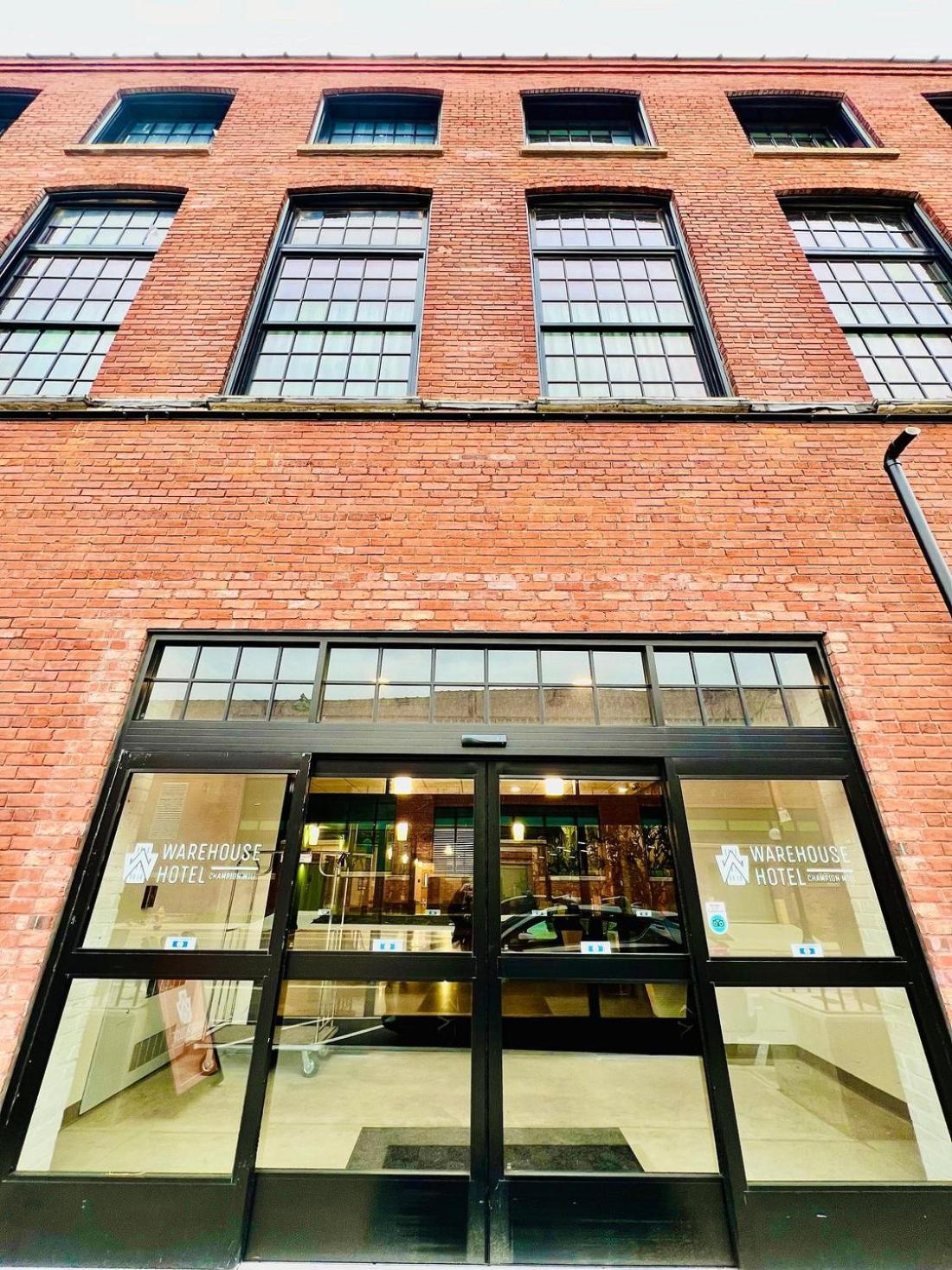 The Warehouse Hotel At Champion Mill Hamilton Eksteriør bilde